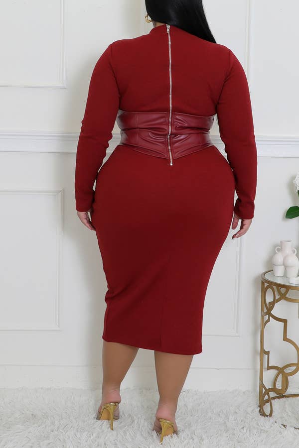 Women's Snatched at the Waist Curvy Plus Size Bodycon Midi Dress
