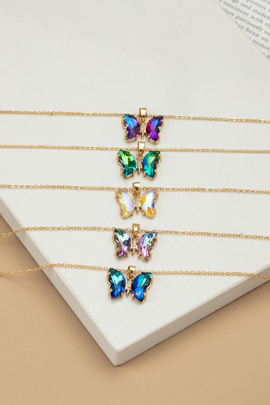E138- 17522 Aurora Boreali butterfly necklace