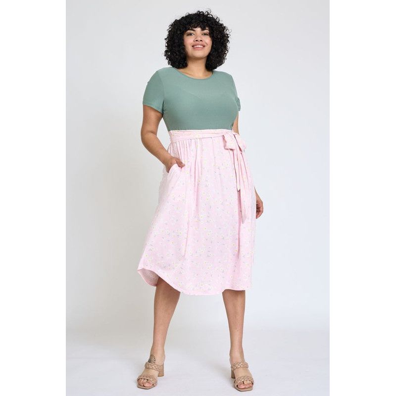 EG FASHION Plus Short Sleeve Floral Midi Dress