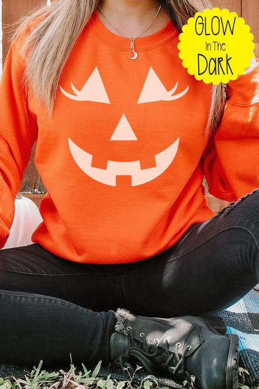 Cali Women's Glow in Dark Jack-o-lantern Lashes Graphic Halloween Sweatshirt