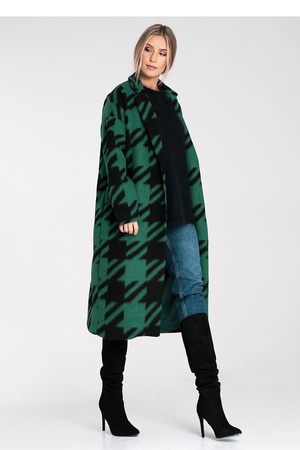 Coat model 217103 Figl