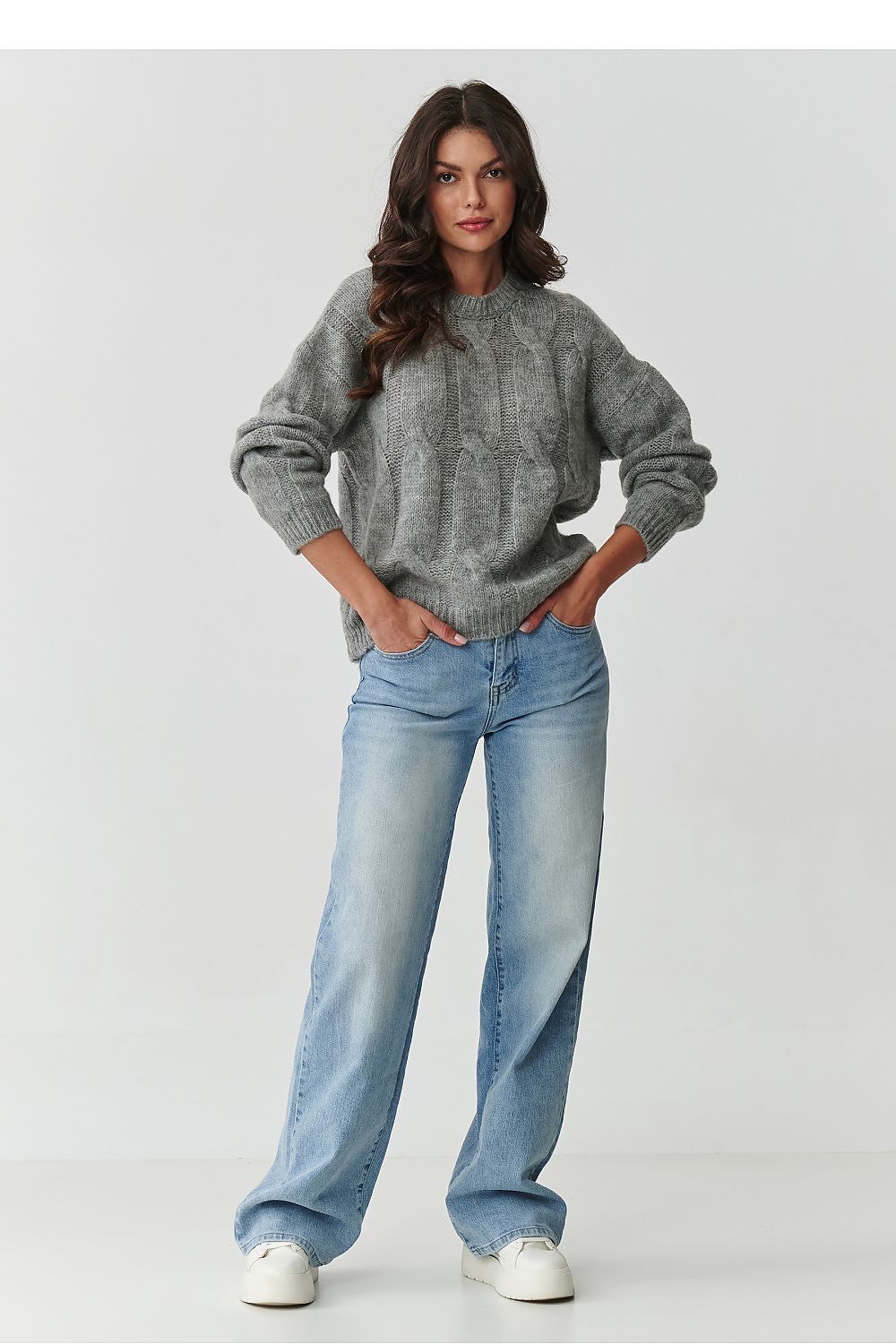 Jumper model 217360 Makadamia