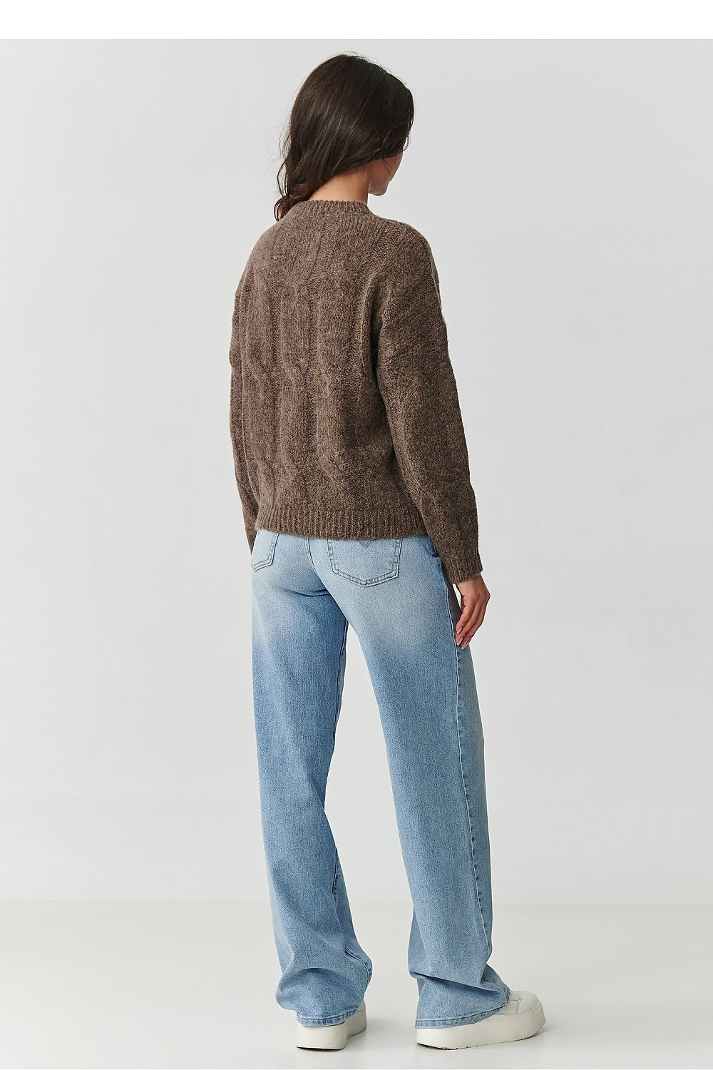Jumper model 217361 Makadamia