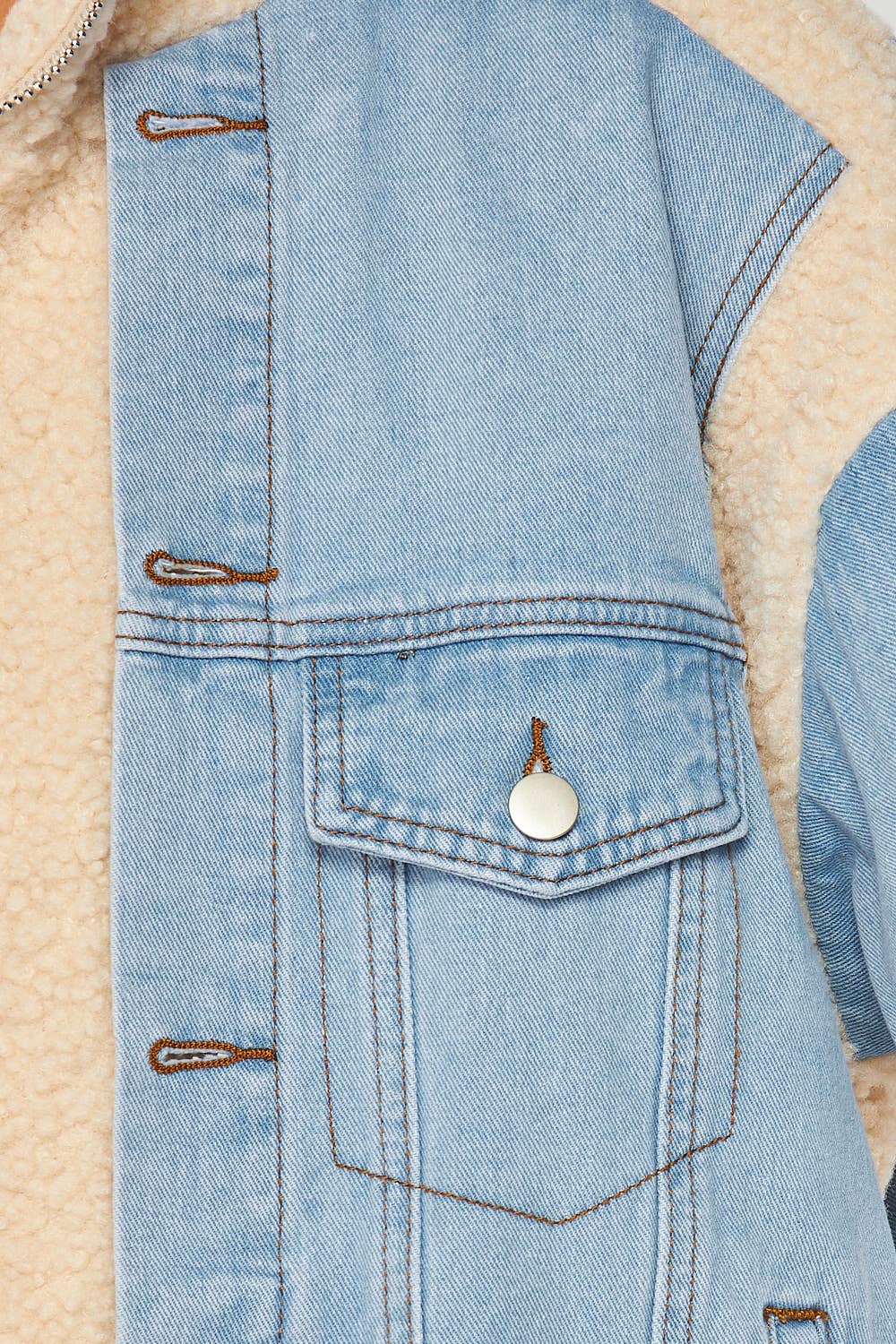 Christina's Fleece Women's Denim Jacket – Luxe Contrast Design & Oversized Fit