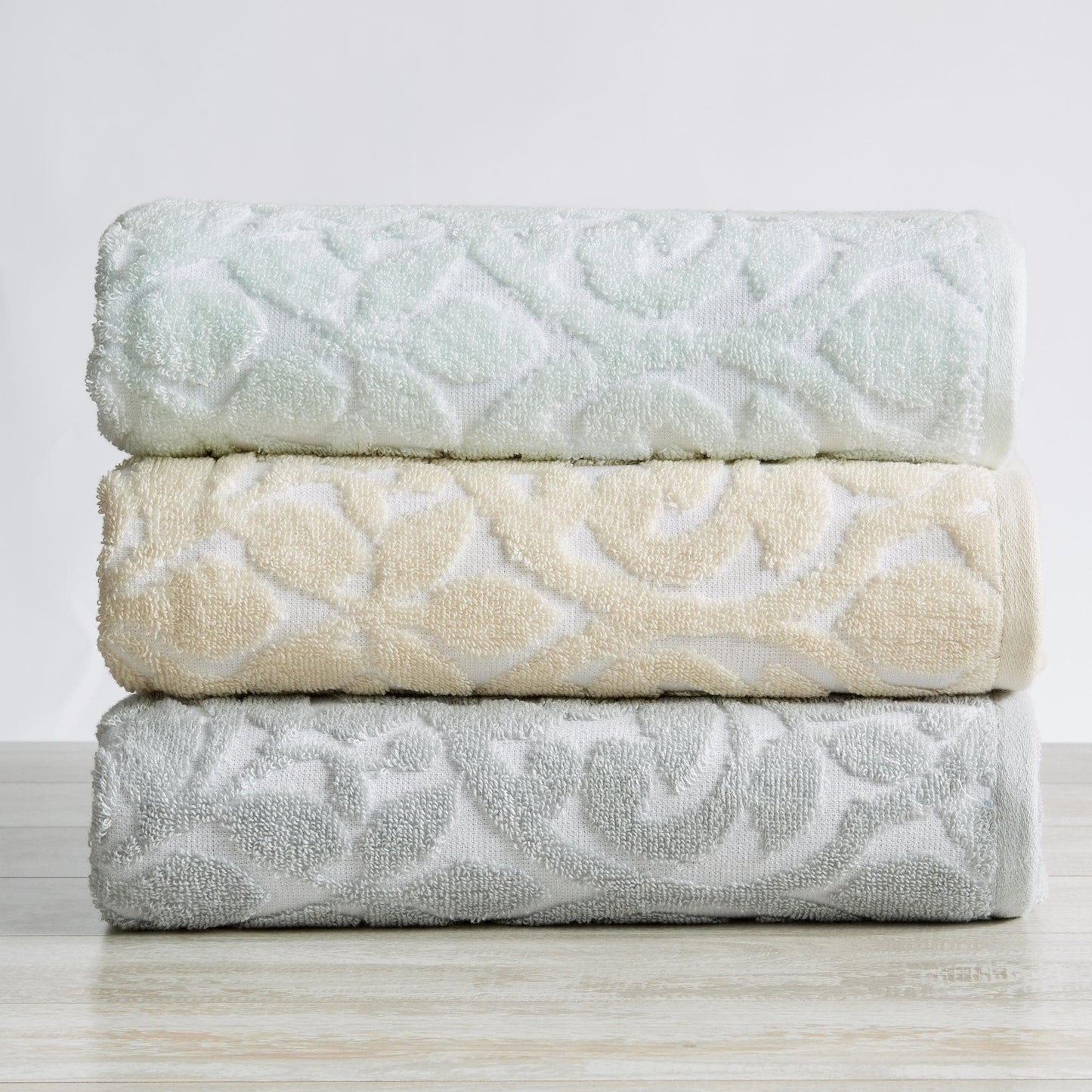 2 Pack Jacquard Bath Towels - Cassie Collection