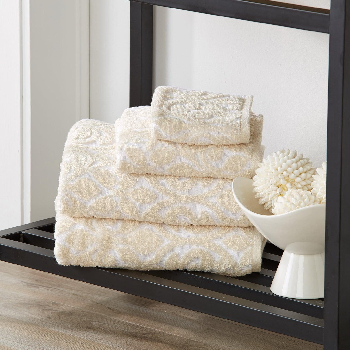 2 Pack Jacquard Bath Towels - Cassie Collection