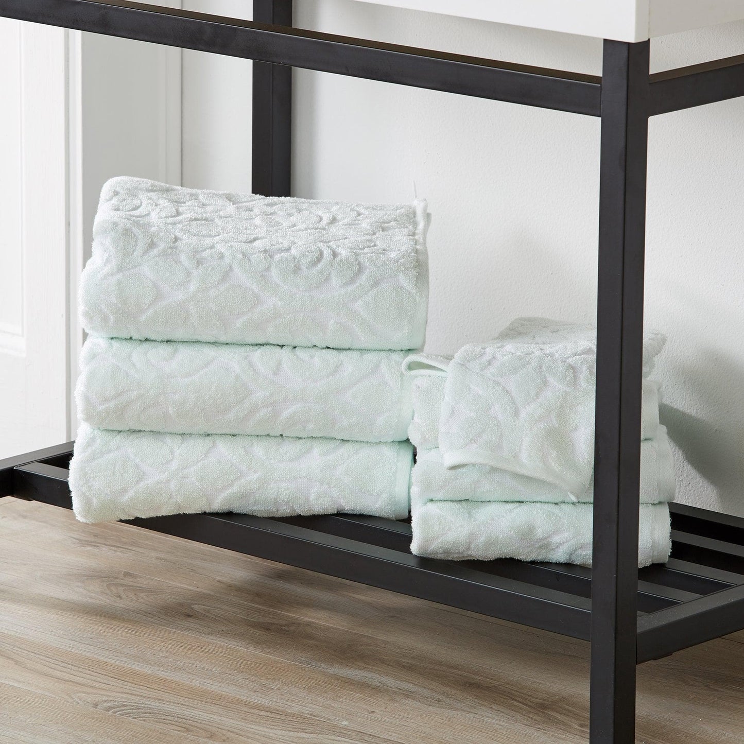 2 Pack Jacquard Bath Towels - Cassie Collection