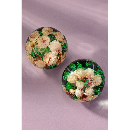 LA3 ACCESSORIES Ball stud earrings with dried flowers