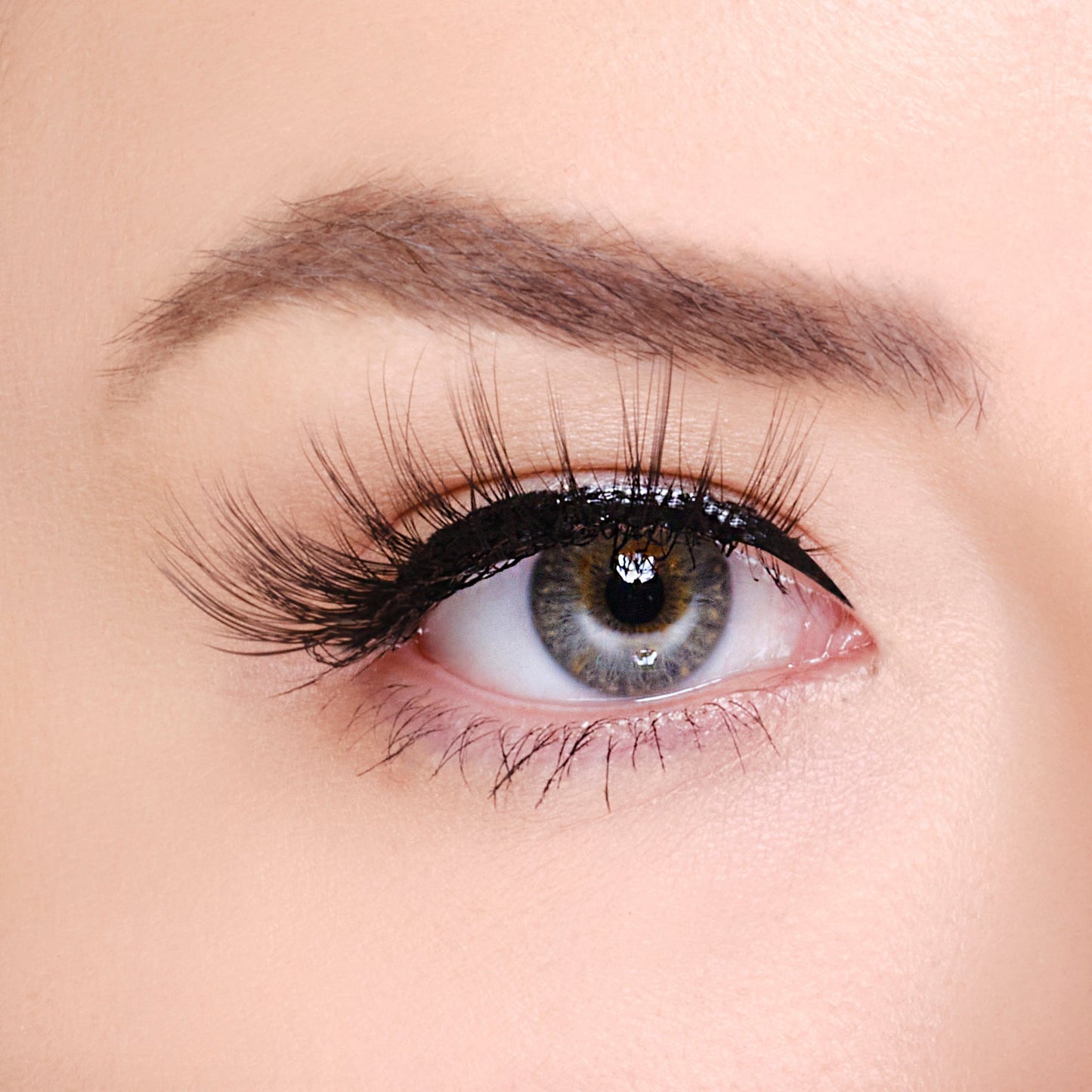 Synthetic Eyelashes - Berlin