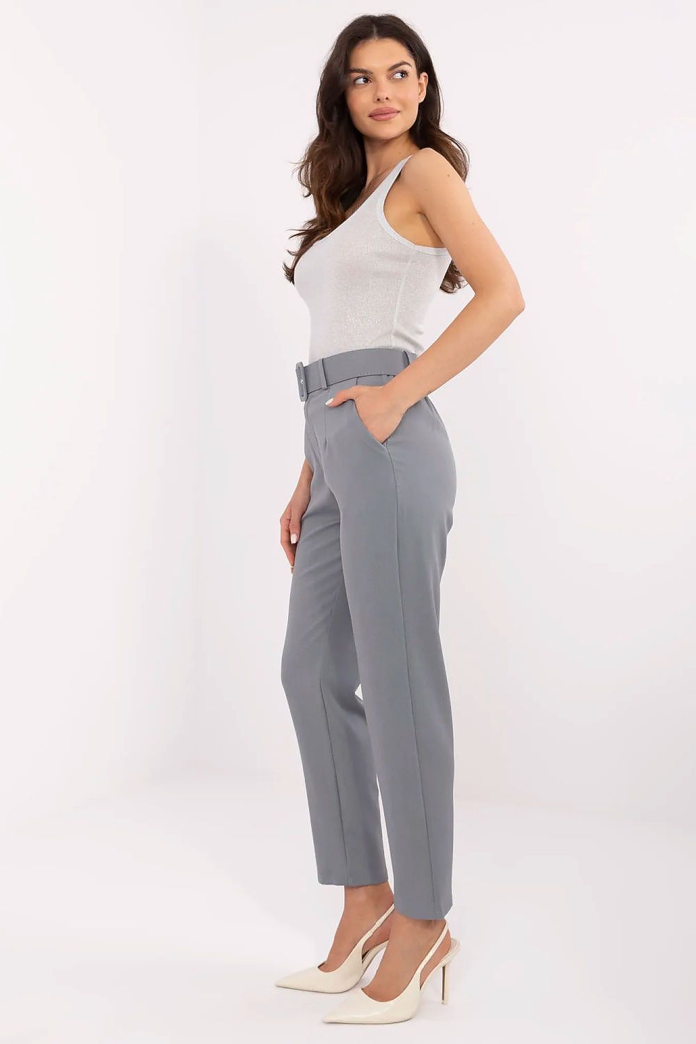  Women trousers model 211173 NM 