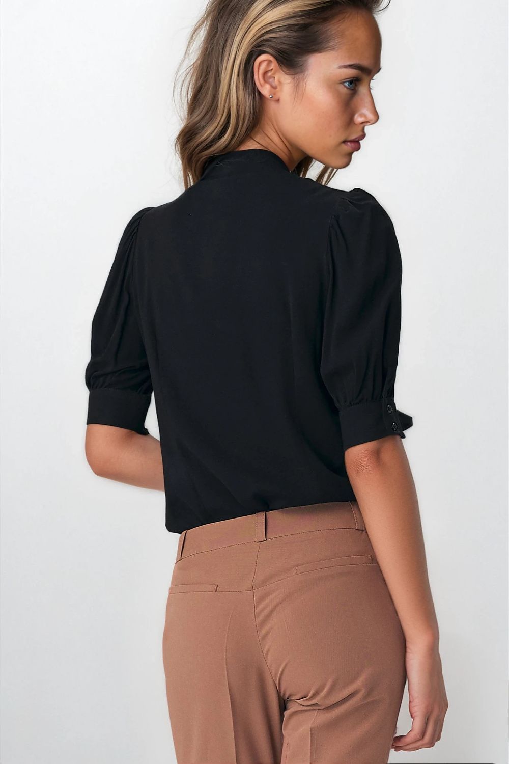  Blouse model 216911 Nife 