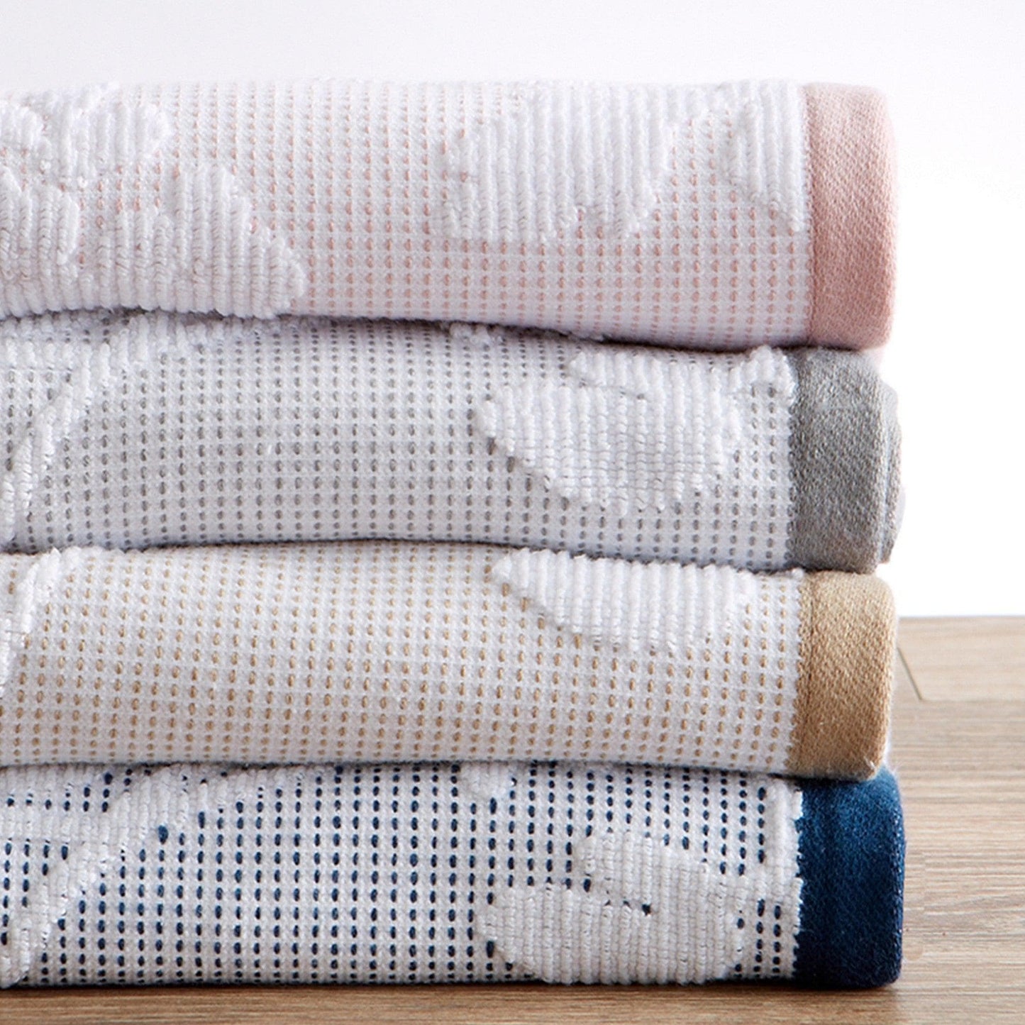 2 Pack Cotton Floral Bath Towels - Roselyn Collection
