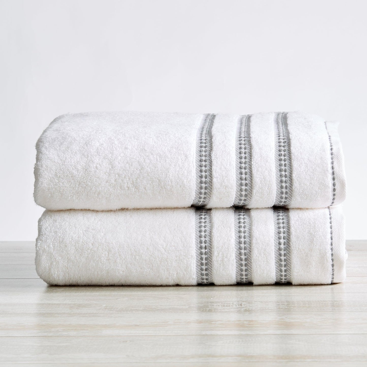 2 Pack Cotton Floral Bath Towels - Roselyn Collection
