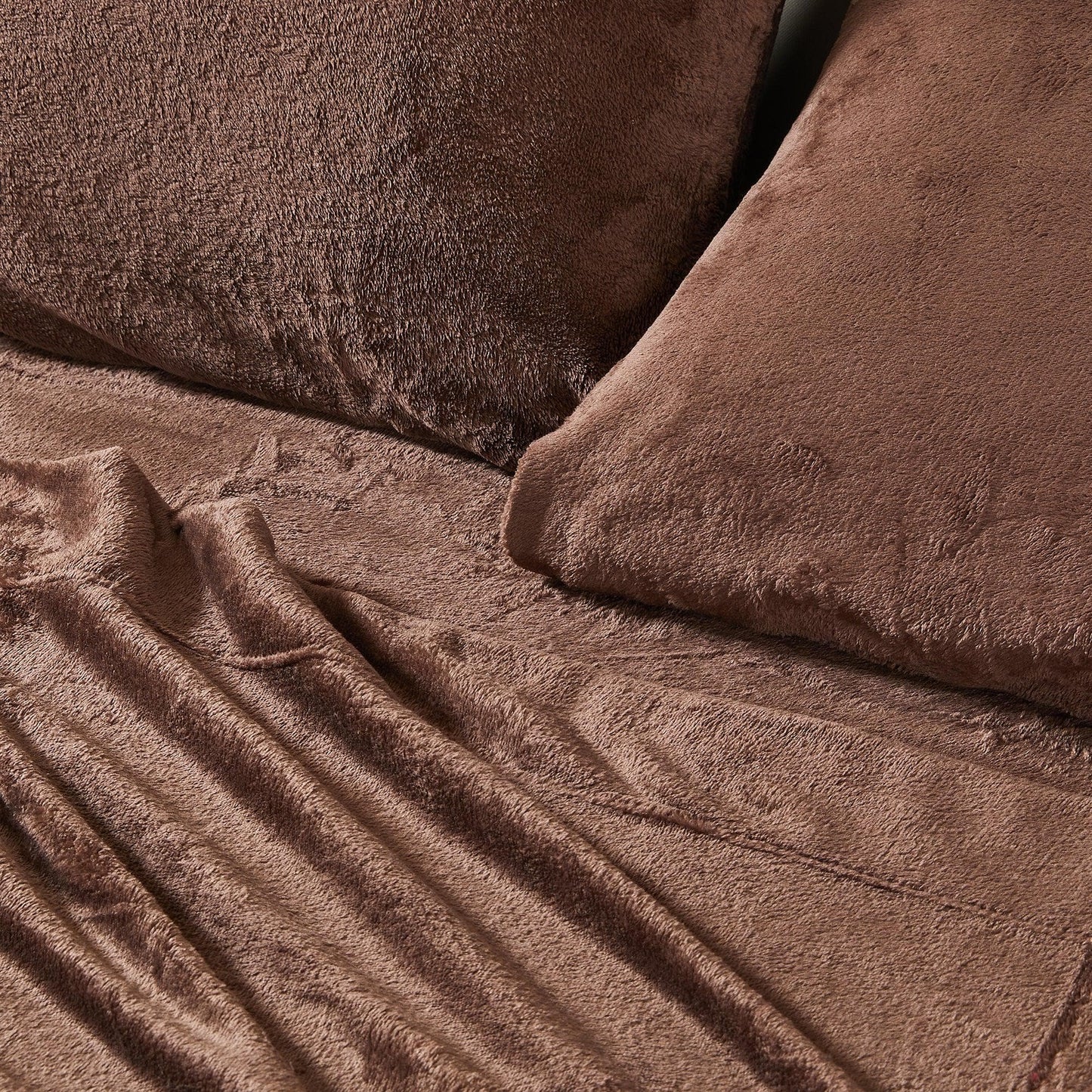 4-Piece Solid Plush Sheet - Velvet Luxe Collection