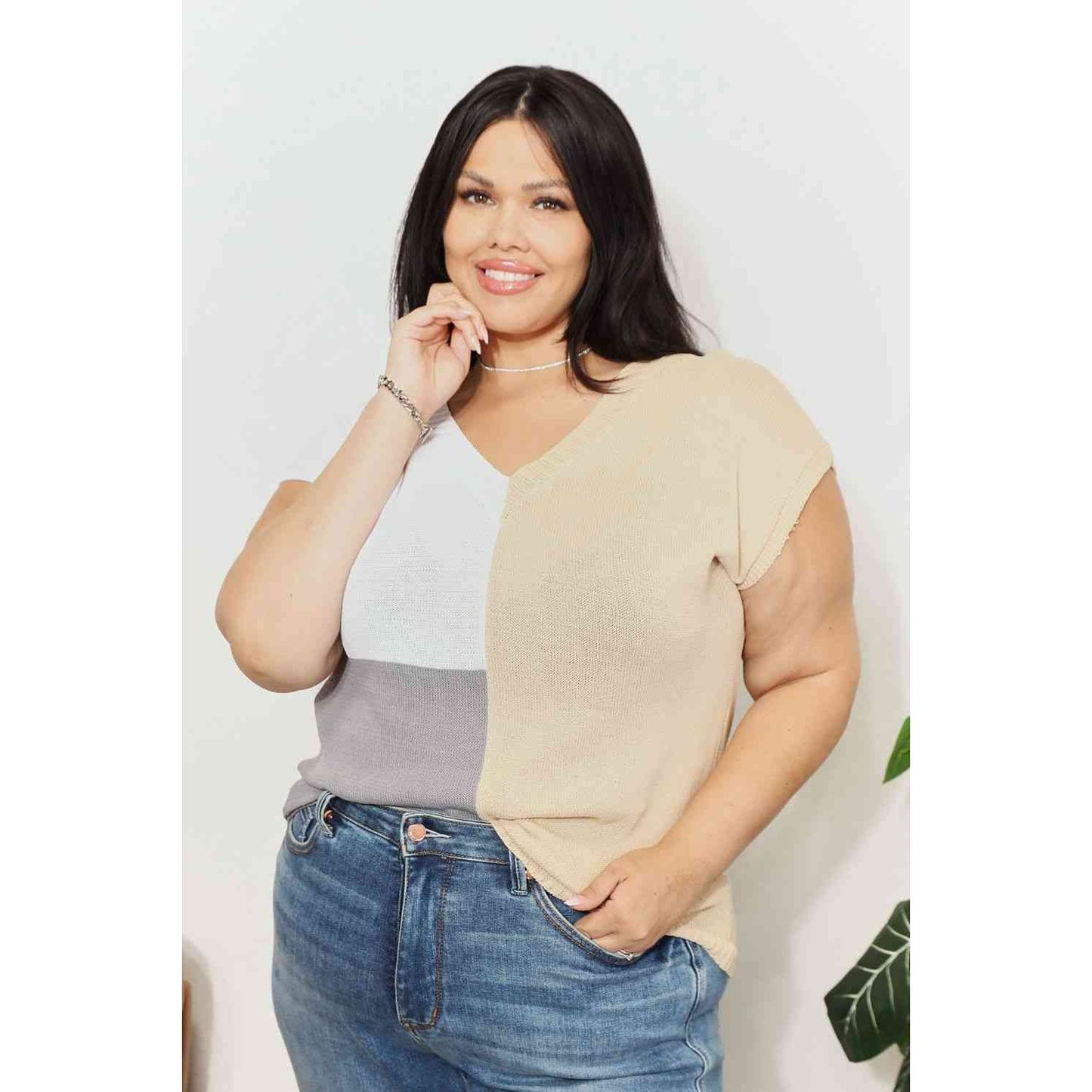 DOUBLE TAKE Color Block V-Neck Knit Top