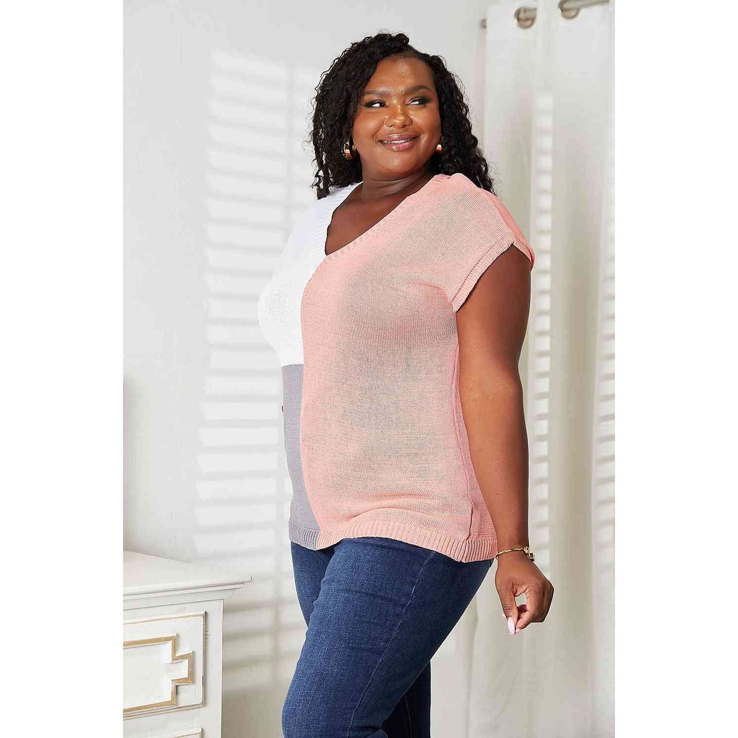 DOUBLE TAKE Color Block V-Neck Knit Top