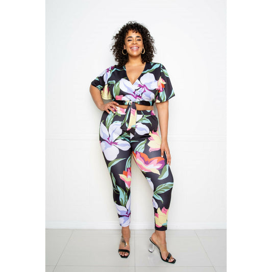 Black 2 Piece Plus-size Women's Flower Jogger & Top Set