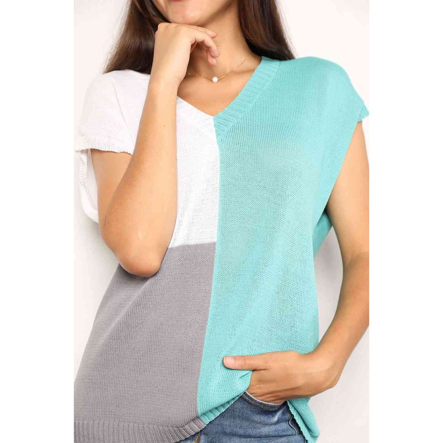 DOUBLE TAKE Color Block V-Neck Knit Top