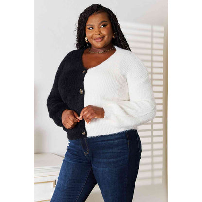 WOVEN RIGHT Contrast Button-Front V-Neck Cardigan